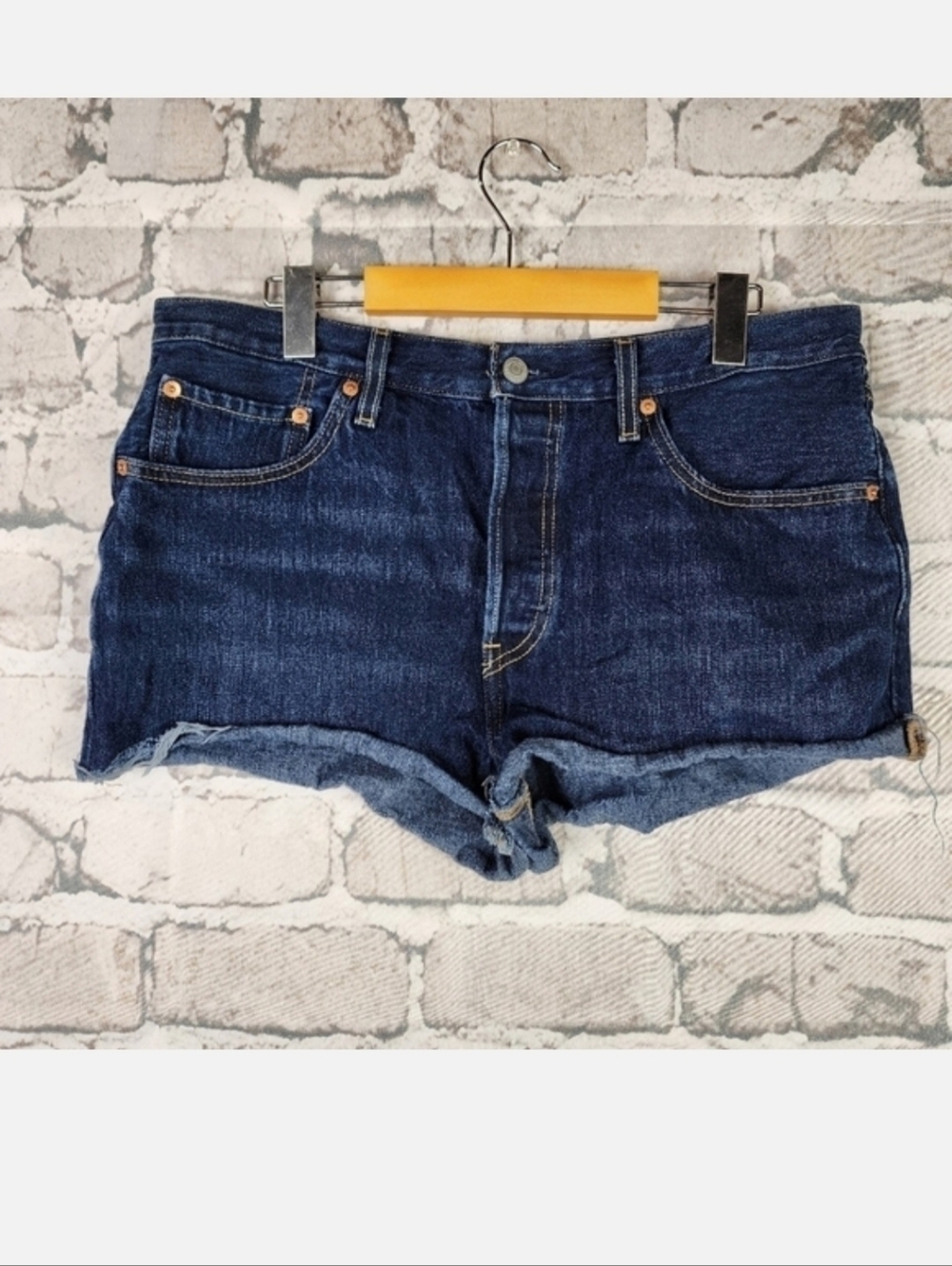 Levi's 501 Shorts Cutoffs Button Fly Dark Wash 33W Festival Summer
